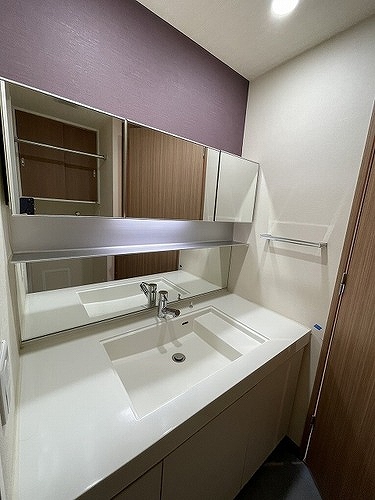 ブランズ調布サザンプレミアム 洗面化粧台（内装前）