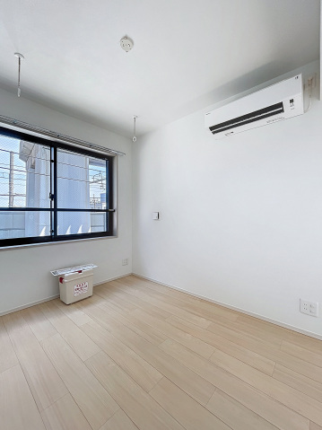 スカイコートリュクス品川大崎403号室 リビング