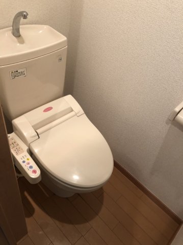 ウィステリアK202号室 トイレ