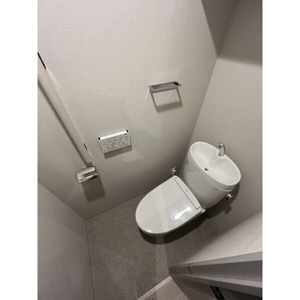 スプランディッド上野North402号室 トイレ