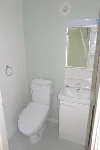 チャーリーハウス トイレ