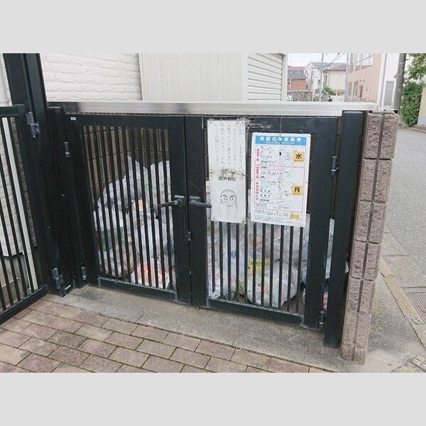 パセオ浦和 ゴミ置き場