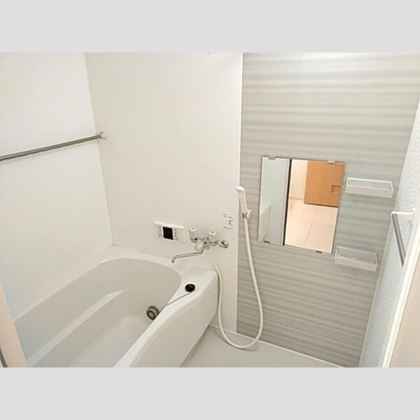 パルテール三鷹101号室 浴室
