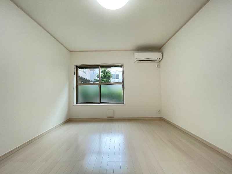 インフィニティ　ハイツ1階 リビング