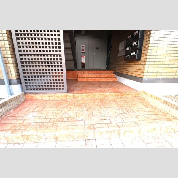 モンソレーユ　A202号室 エントランス