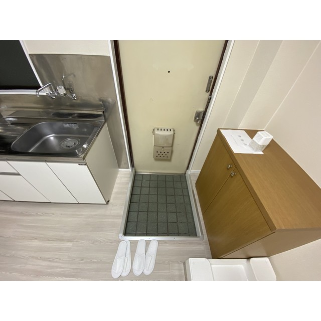 東和パレス 玄関