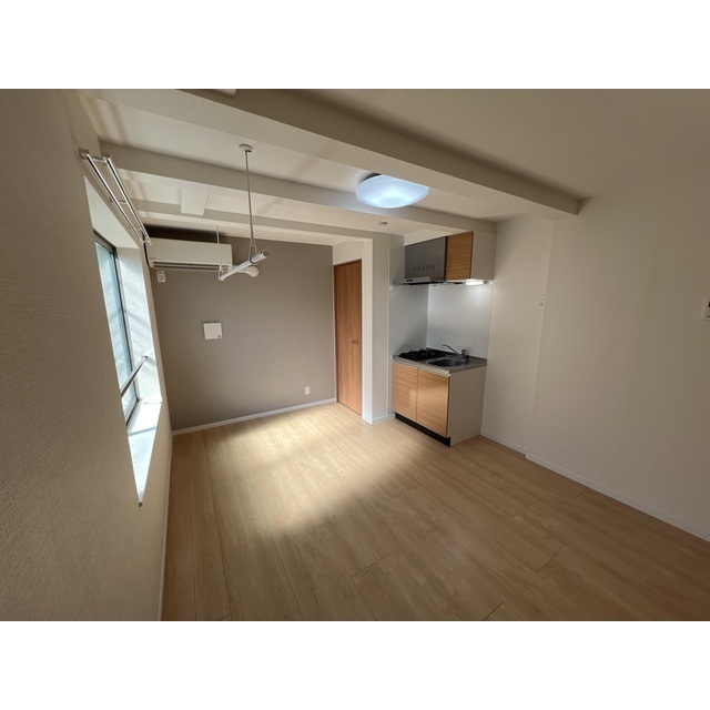 モデラート西新宿201号室 リビング