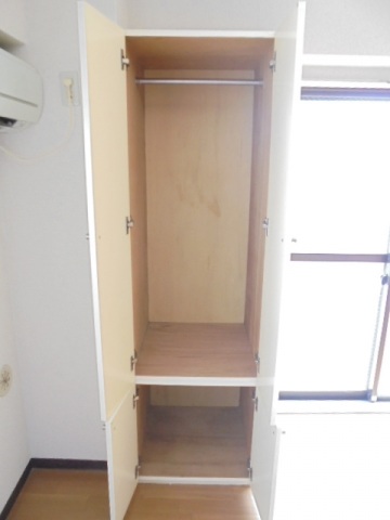 スカイコート池袋4205号室 収納