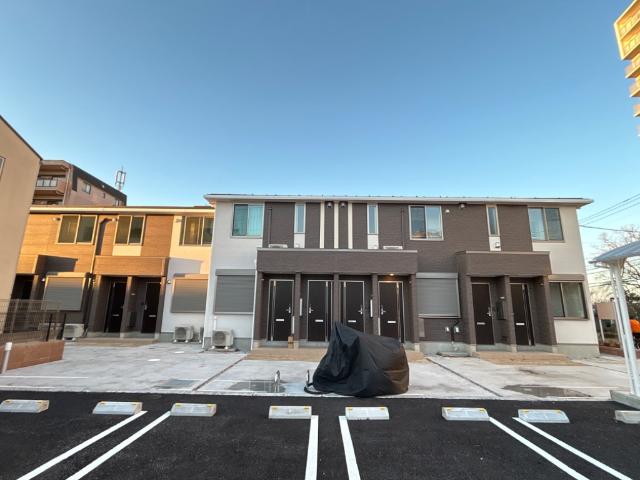 ラ・レコルト 外観写真（夜）