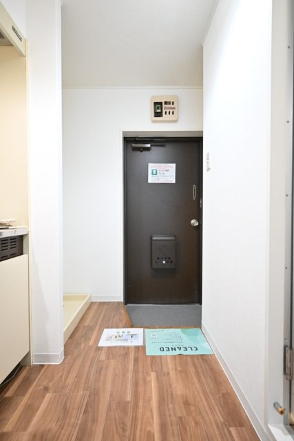 サカエフラット元住吉1階 玄関