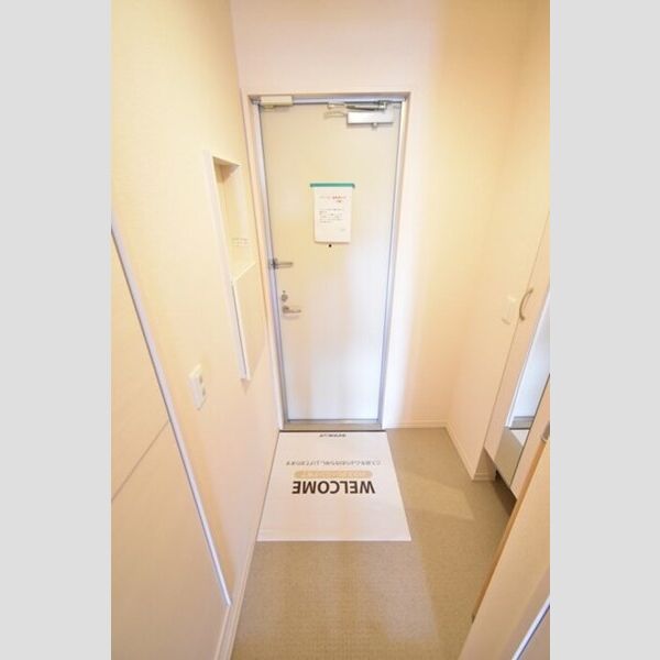 マリアエレナ 玄関