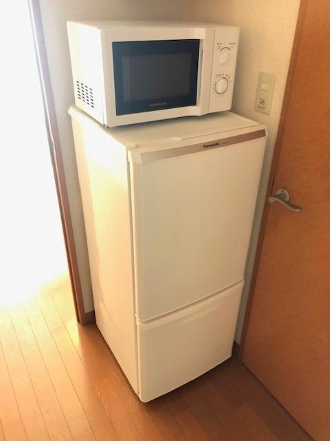 レオパレスＫ２106号室 冷蔵庫＆電子レンジ