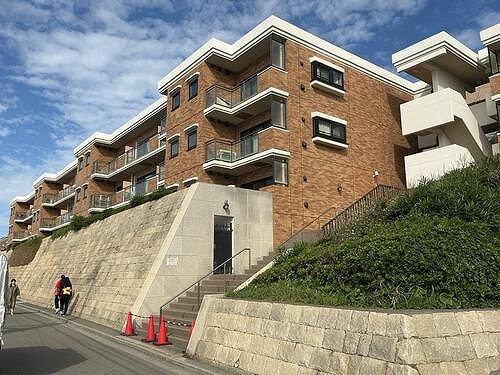 ライオンズマンション鎌倉七里ガ浜海岸の外観画像