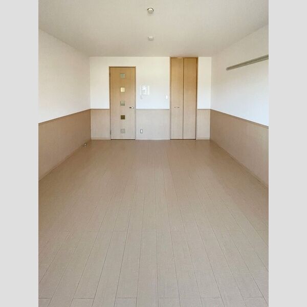 シャインローズ203号室 洋室