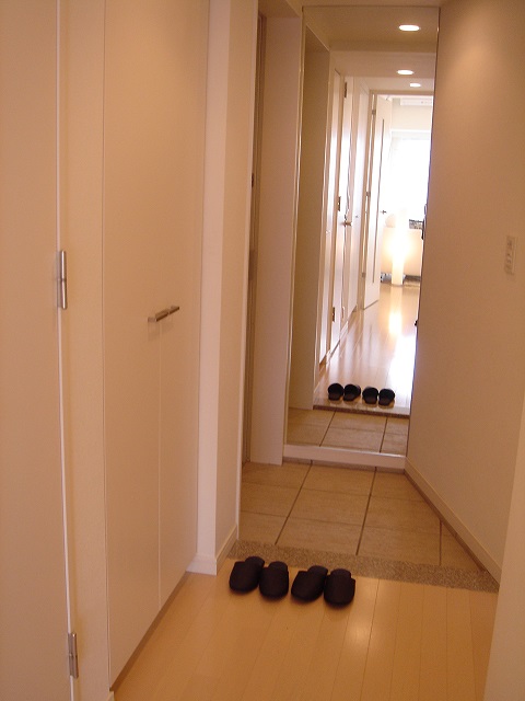 麻布台レジデンス3階 玄関