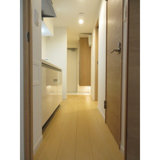 HERON’S NEST 内観