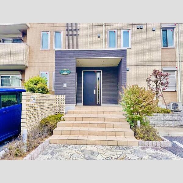 グリーンガーデン エントランス