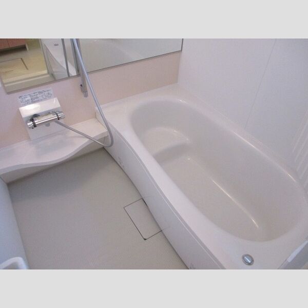 マノワール　ブリーズ(manoir brise)　A棟102号室 バス