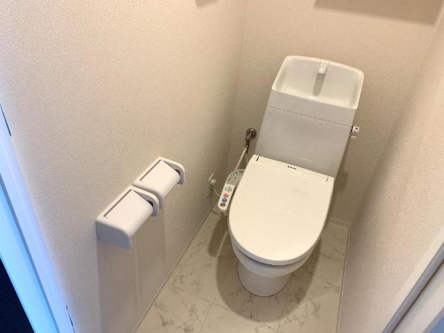 （仮称）小田原市扇町アパート新築工事 シャワー付トイレ（イメージ）