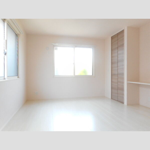 ホーン ハピネス201号室 南側洋室