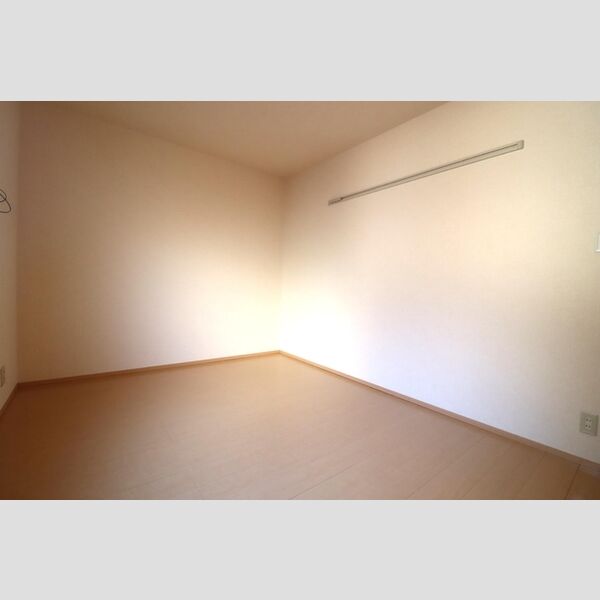 メゾンベール末広102号室 洋室6.75帖