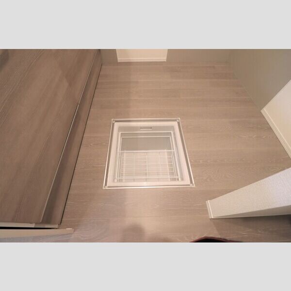 西臺　稀　上ノ臺(ニシダイマレウエノダイ)03号室 その他(床下収納)