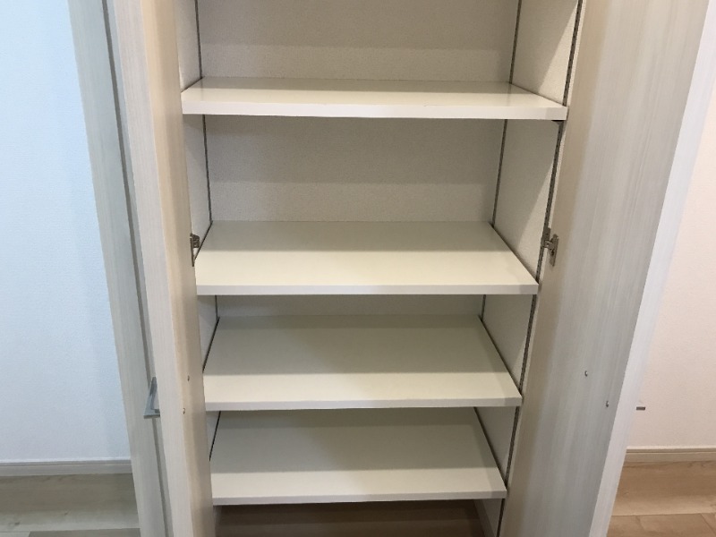 CREALpremier浅草 キッチン脇収納