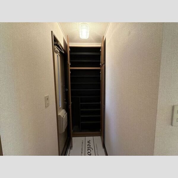 ヴェルドミール 玄関