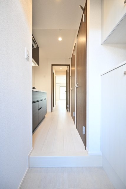 エルミ上落合2階 玄関