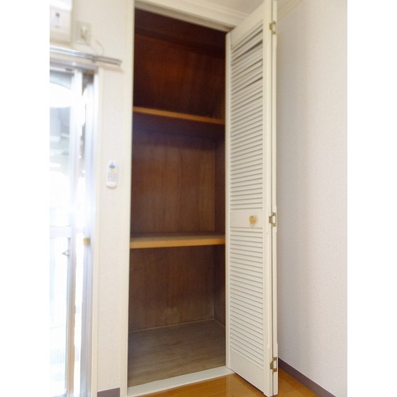 江古田ハイツ0206号室 大きな収納