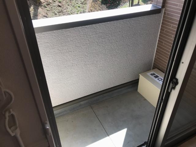 バリーズ弐番館101号室 ベランダ