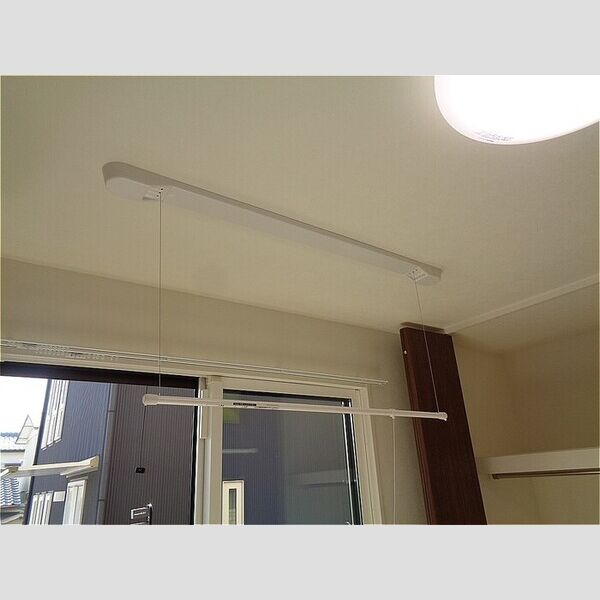 RISE(ライズ)101号室 室内物干し