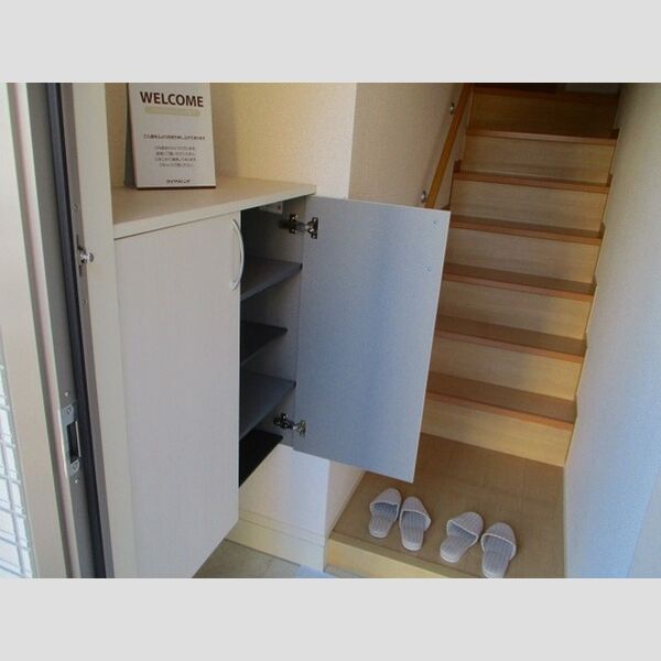 ソシア　B シューズBOX