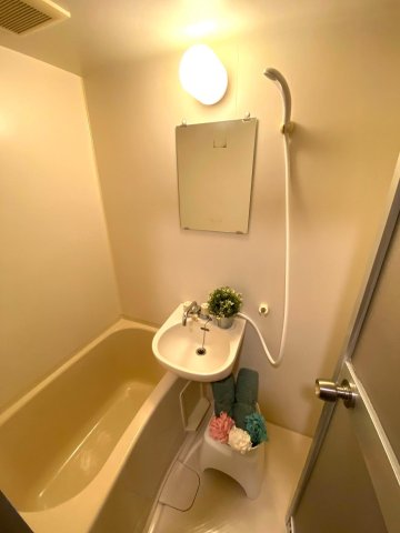 コーポ逆井 トイレ・バス別タイプです。