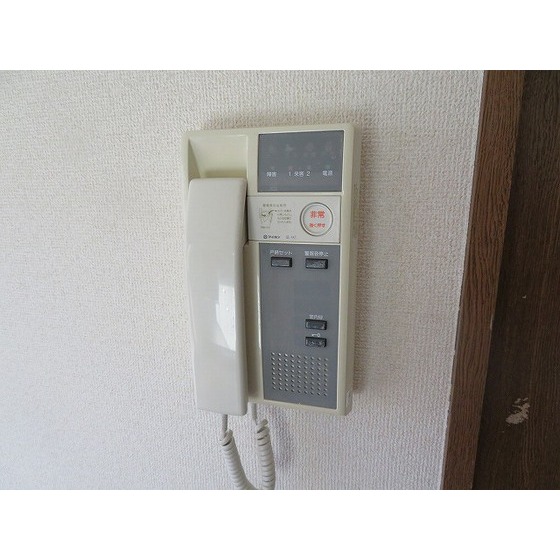 エステートピア・ｕ１号棟0202号室 インターホン