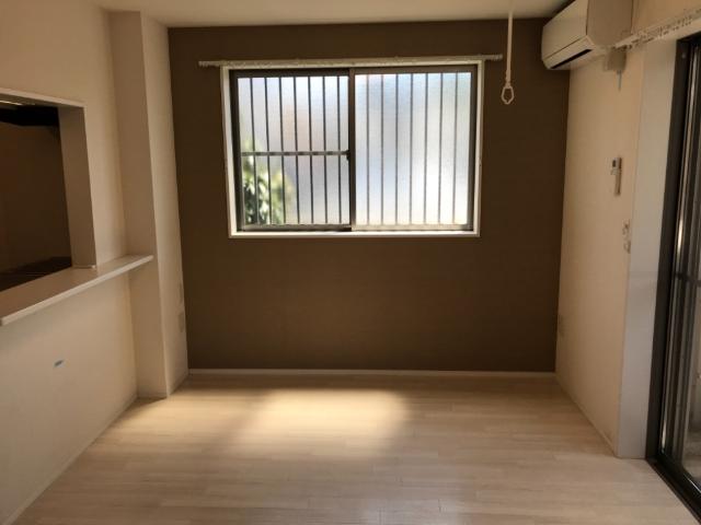 シェネ リビング