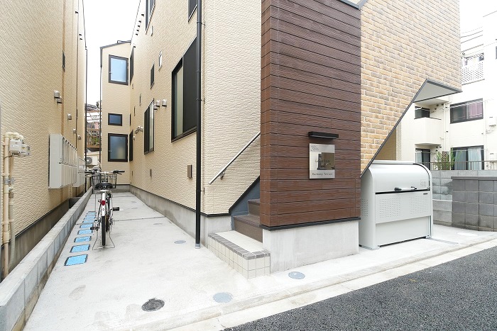 Latte池袋本町 外観