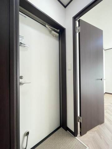 パシャ北千住2階 玄関