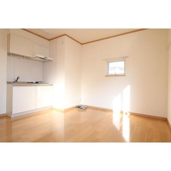 メゾン宝101号室 リビング