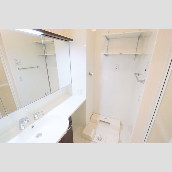 アイウィンド106号室 洗髪洗面化粧台