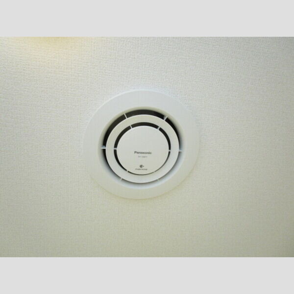 クレマチス102号室 天井埋込型ナノイー発生器