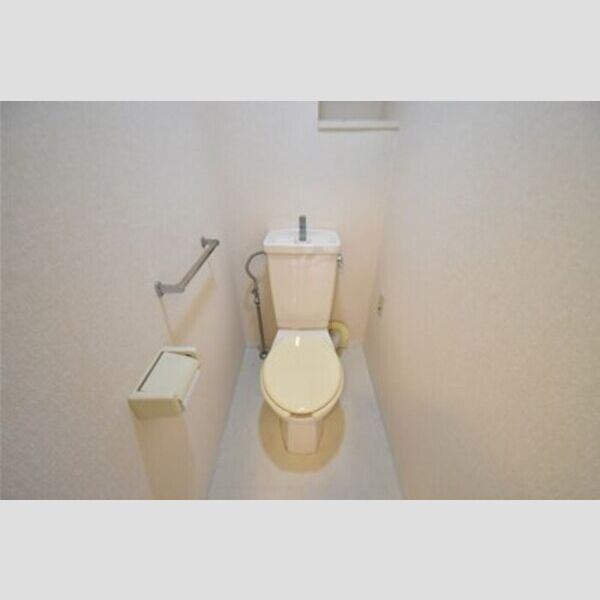 Bellevue壱番館216号室 トイレ