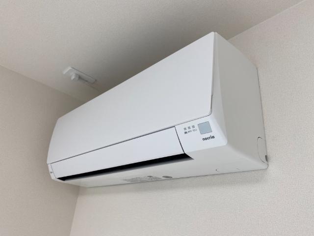 Jour de floraison H（ジュール　ド　フロレゾン　Ｈ）206号室 エアコン