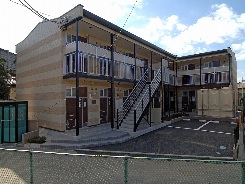 レオパレスレクエルドの外観画像