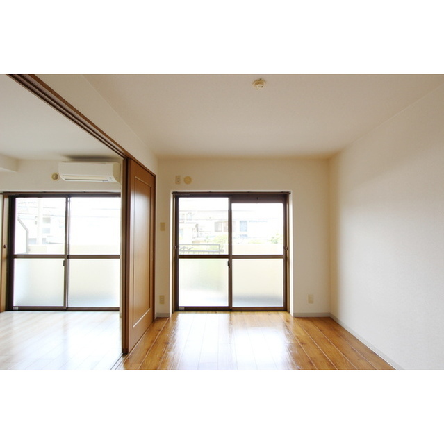 クレベール202号室 内観