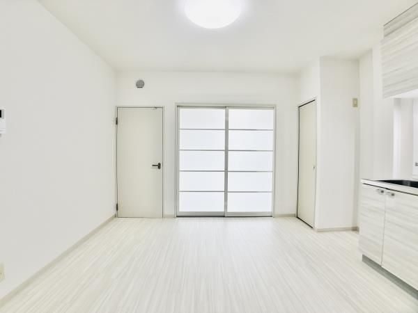 フォルス船橋ＩＩＩ リビング