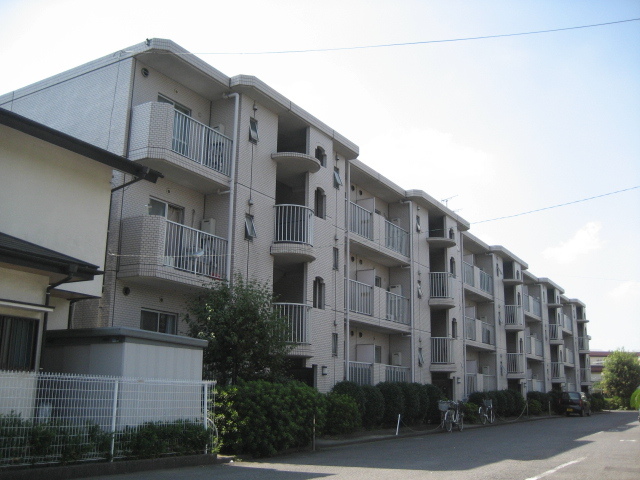 パークサイドアベニュー 駐車場側　※現況優先