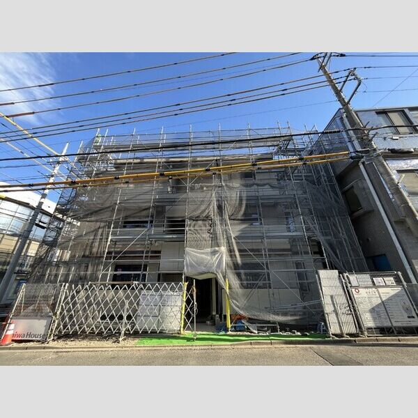 ミレニアセジュール熊谷301号室 建物正面