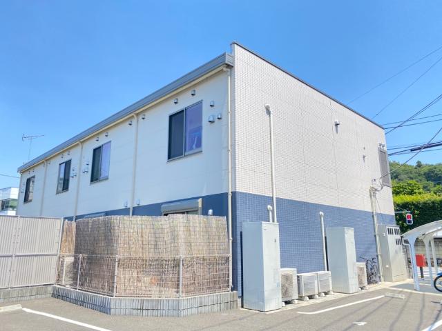 リバーサイドカネヤマ 外観写真（昼）