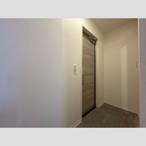 メゾンボヌール 玄関(室内側)